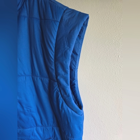 DSG, Stratus Oversized Vest, Cobalt, Size XS/S - Picture 10 of 12